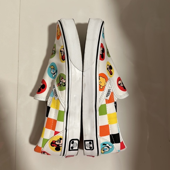 Limited Edition Disney x Vans Retro Slip Ons Multicolor Size M 6 | W 7.5 - Picture 3 of 4